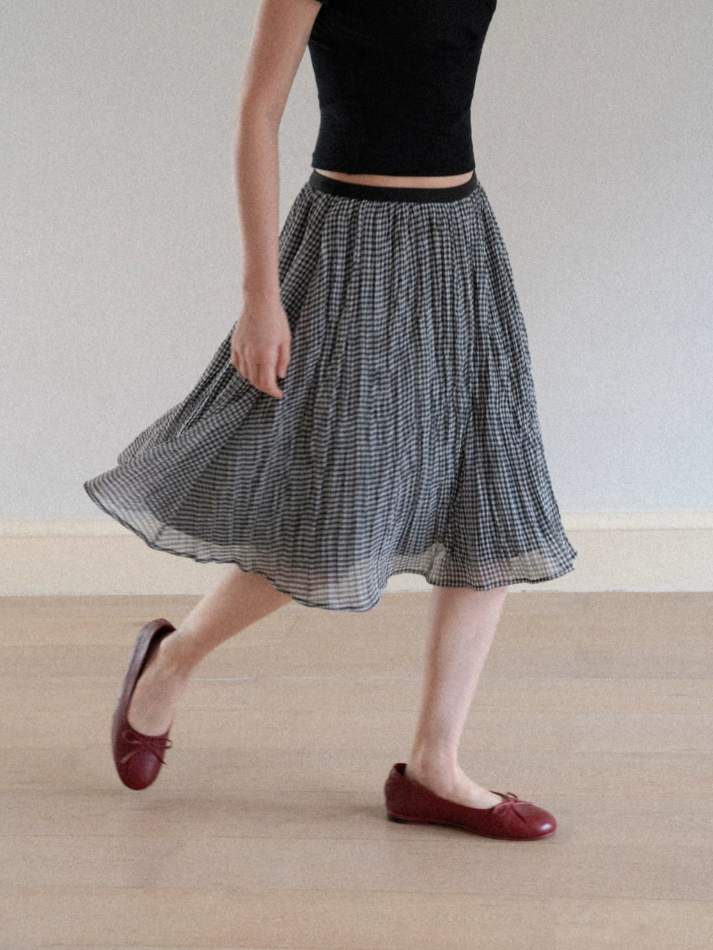 EGGKA black white plaid pleated A-line umbrella skirt small