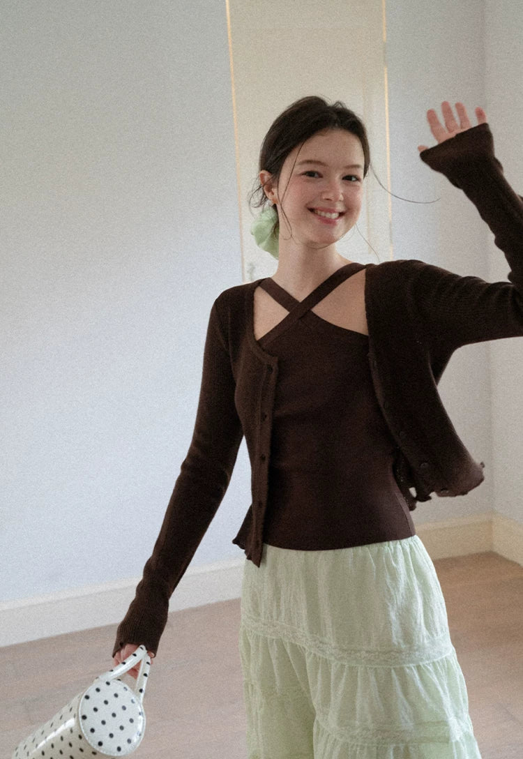 Round-Neck Long-Sleeve Fitted Knit Cardigan
