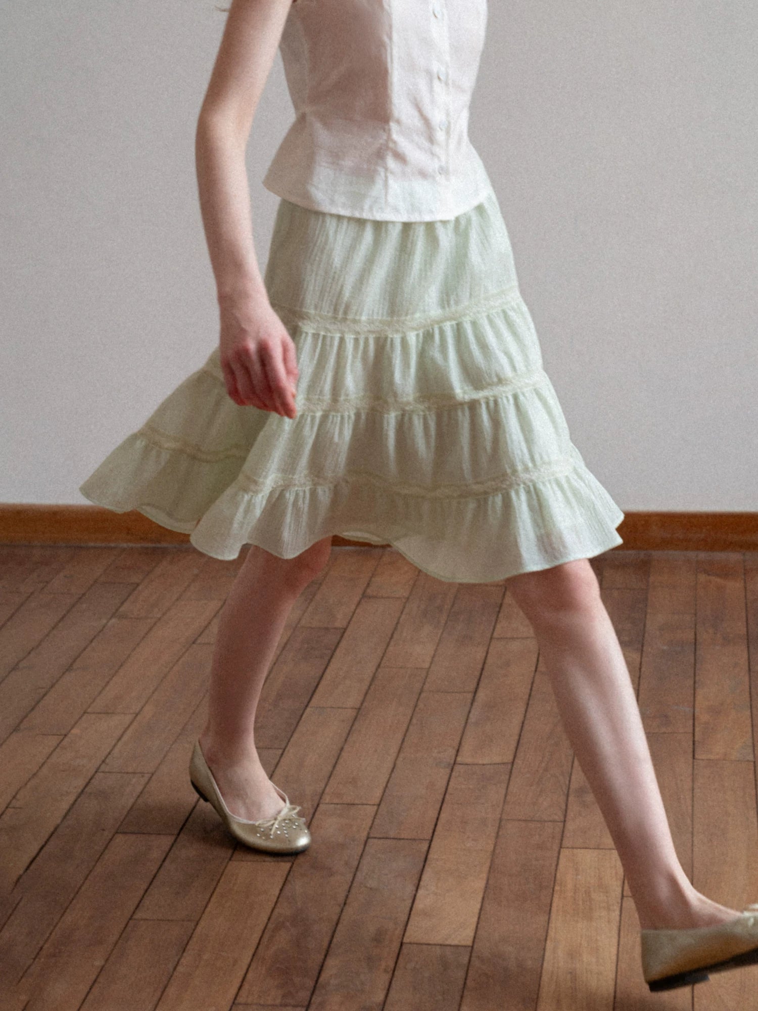 EGGKA eggka french lace splice elastic waist a green small