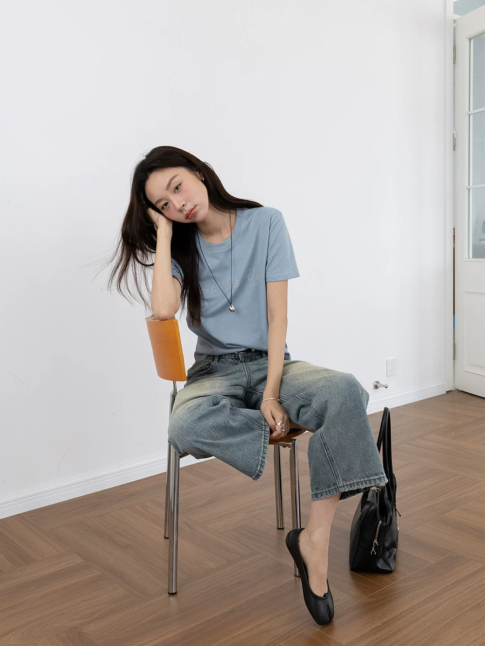Straight-Leg Washed Denim Cropped Jeans