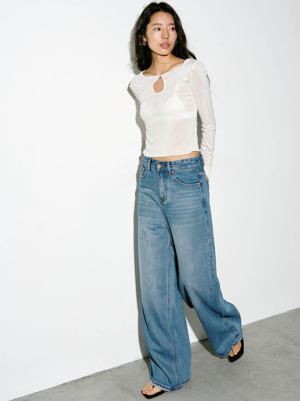 Tear-Drop Cutout Lace Embroidery Long-Sleeve Top