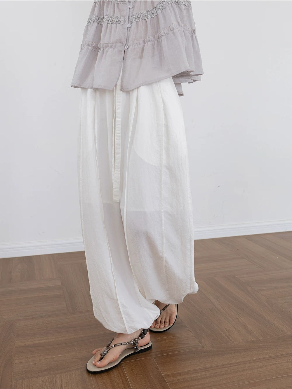 Lightweight Wide-Leg Balloon Pants