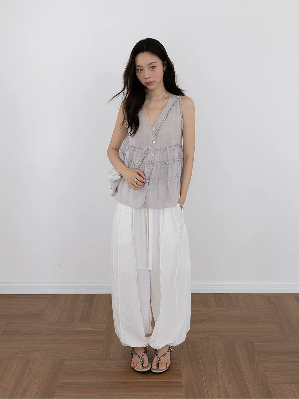 Lightweight Wide-Leg Balloon Pants